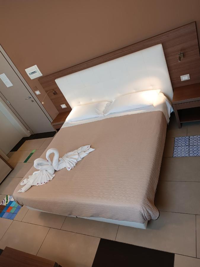 Hotel Don Giovanni Avola Ngoại thất bức ảnh
