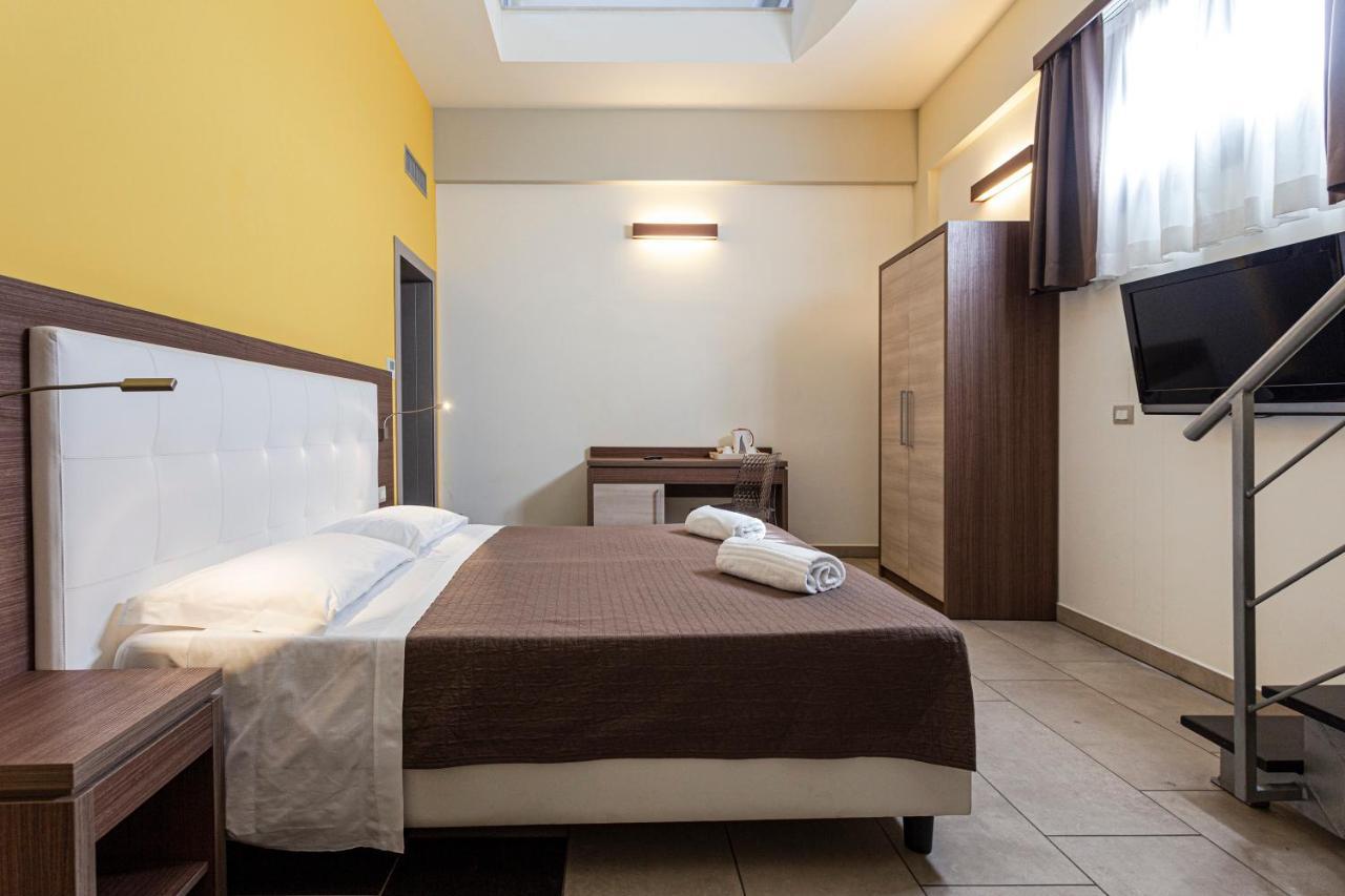 Hotel Don Giovanni Avola Ngoại thất bức ảnh